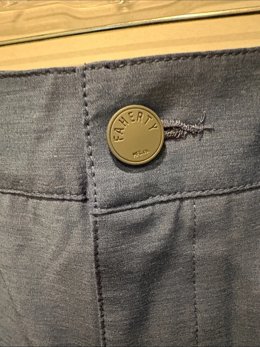 Faherty - All Day Belt Loop Shorts. 9 inch inseam. Navy Blue. Size 38. MSC0012